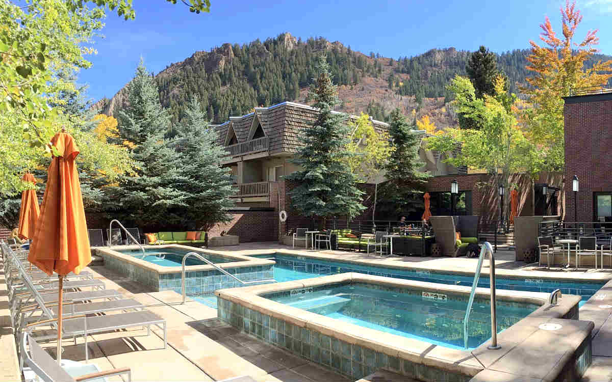 Romantic Getaways in Colorado - Honeymoon Hotels, Inns & Scenic Trips