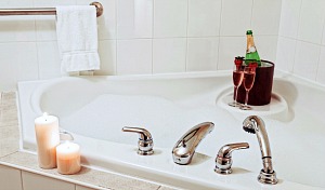jacuzzi suites massachusetts romantic champagne ma excellent tub vacations rooms